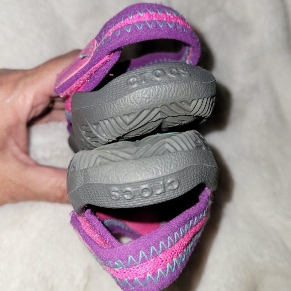 Kids Crocs Swiftwater Sandals Water Shoes - Picture 5 of 6